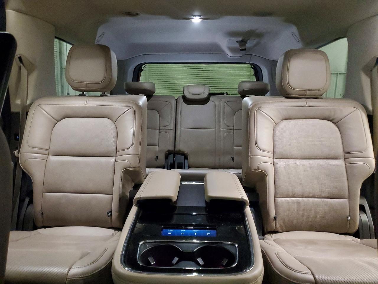 2022 LINCOLN Navigator