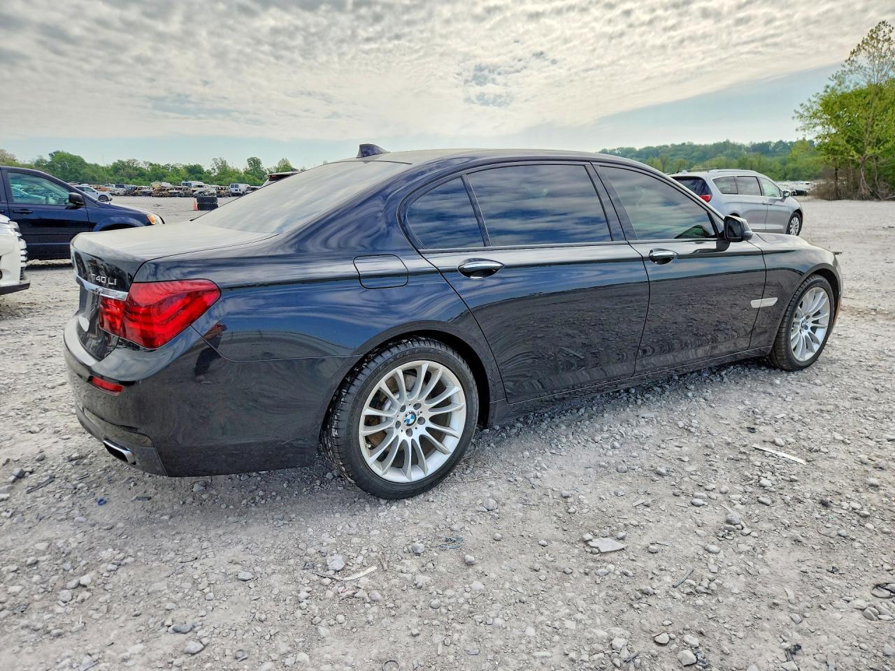 2013 BMW 7 series