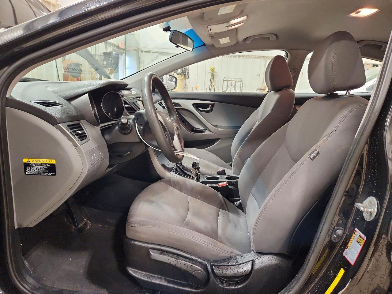 2016 HYUNDAI ELANTRA