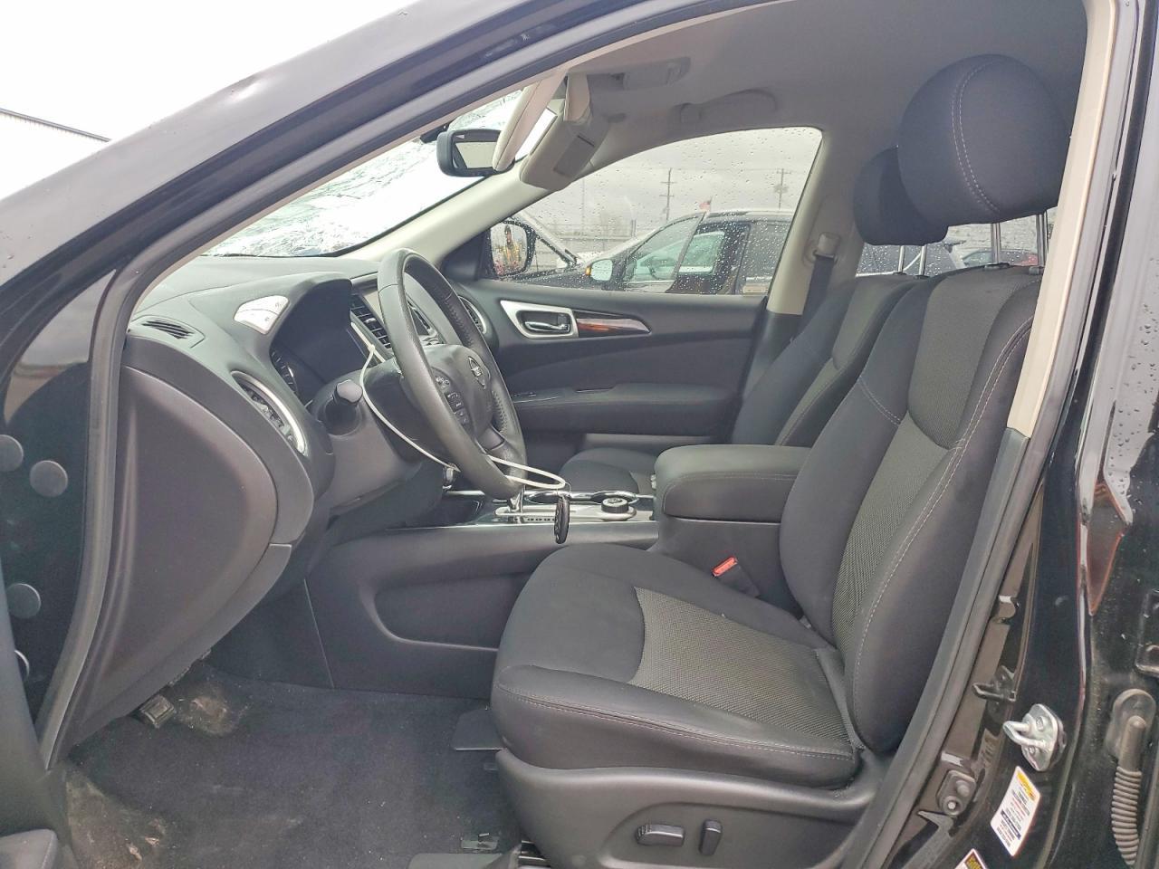 2017 NISSAN PATHFINDER
