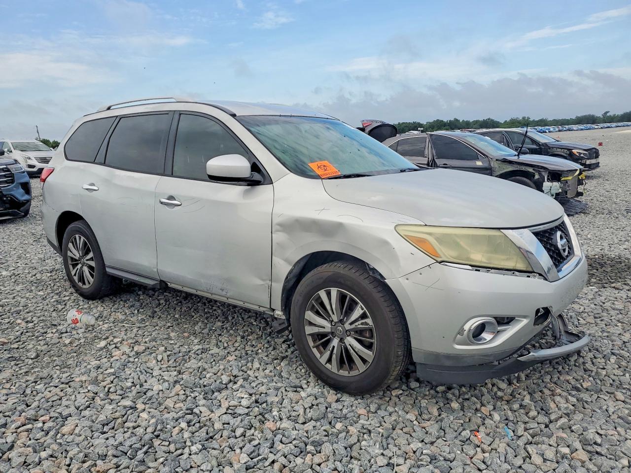 2015 NISSAN PATHFINDER