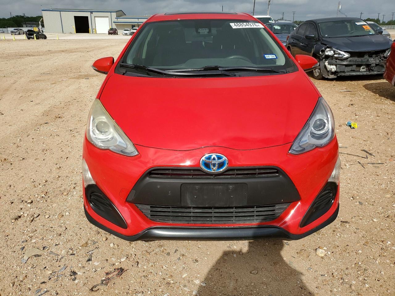 2017 TOYOTA Prius c