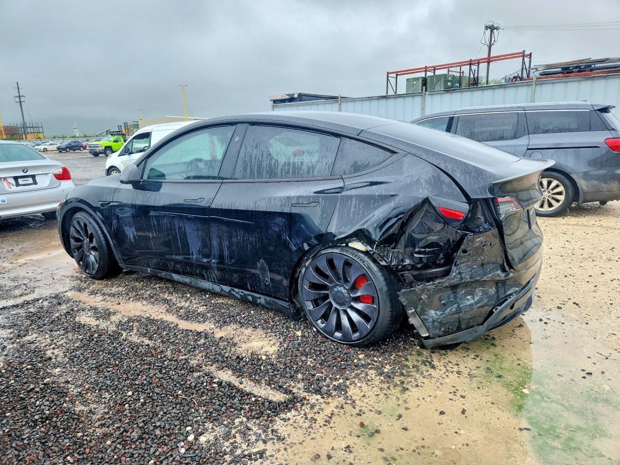 2023 TESLA MODEL Y