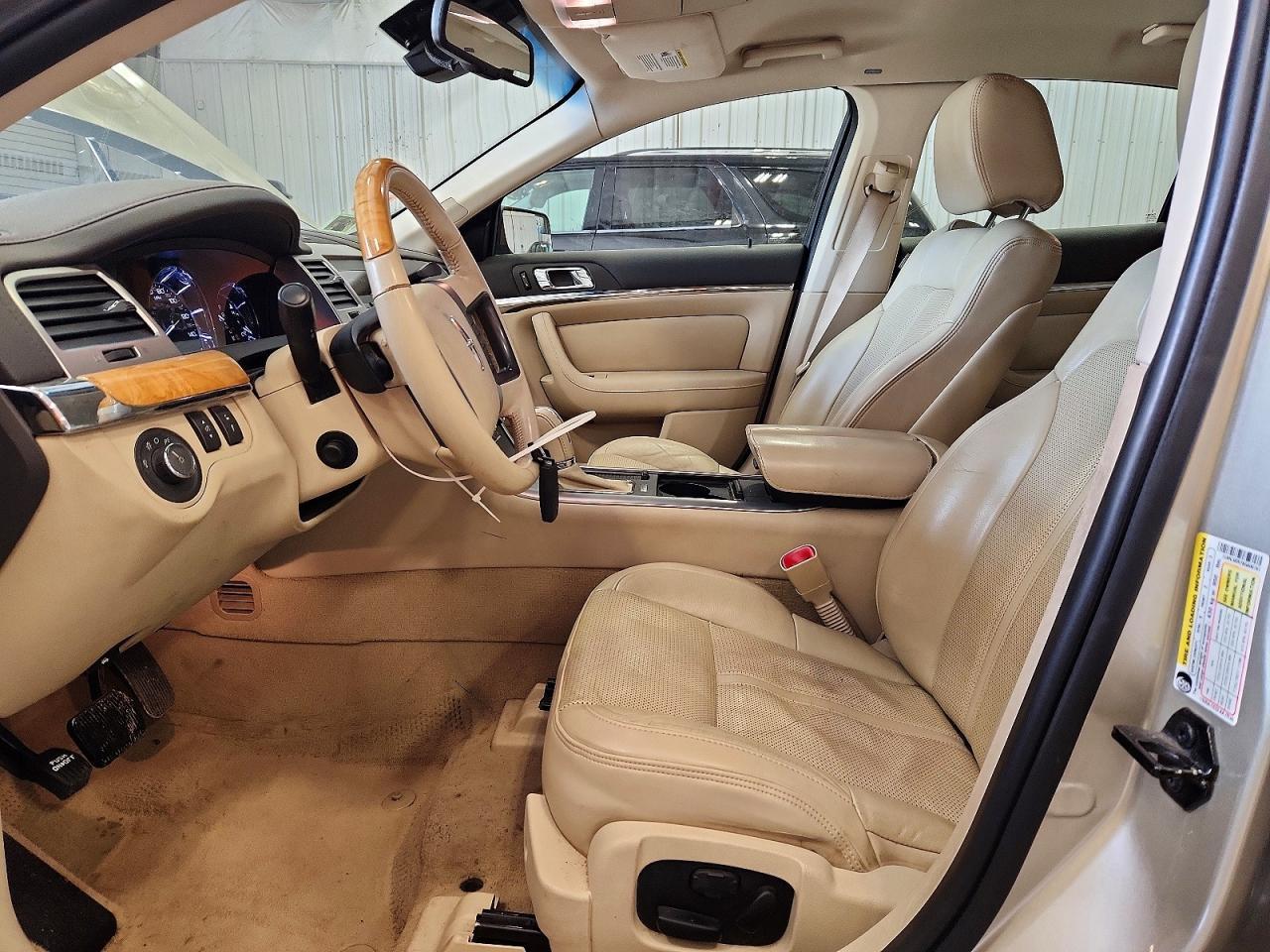 2011 LINCOLN MKS