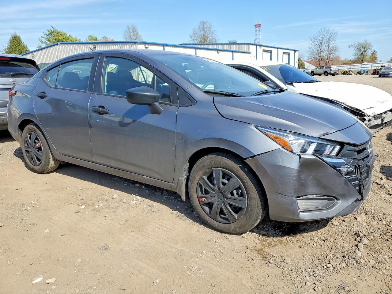 2024 NISSAN VERSA