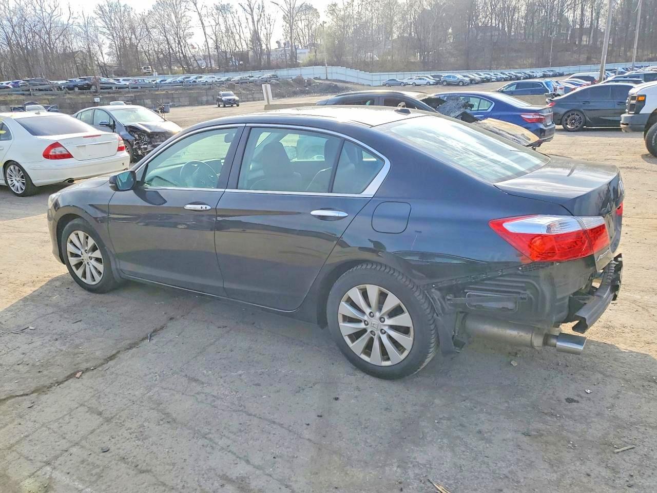 2015 HONDA ACCORD