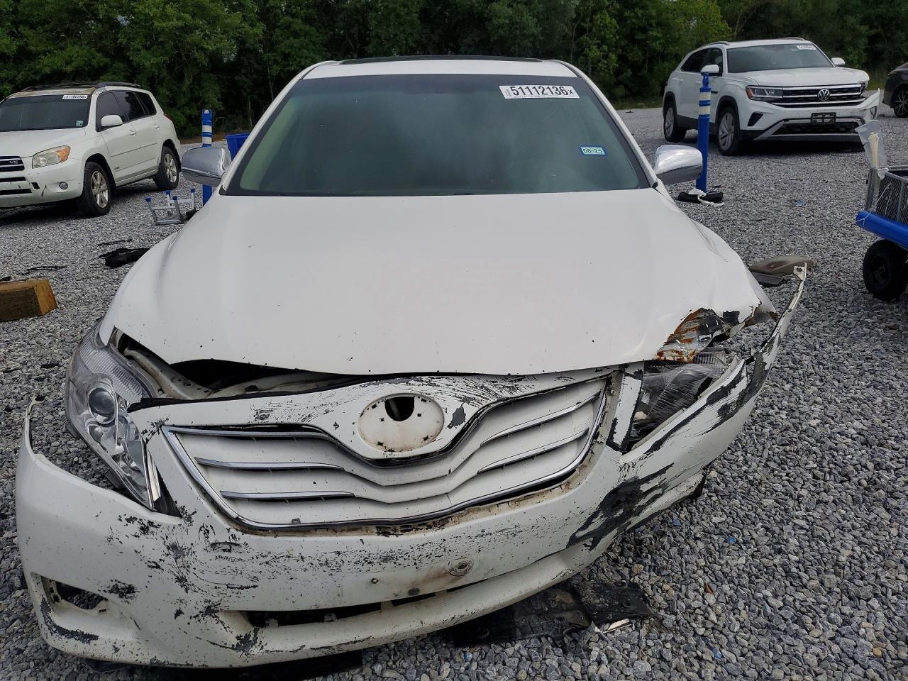 2011 TOYOTA CAMRY
