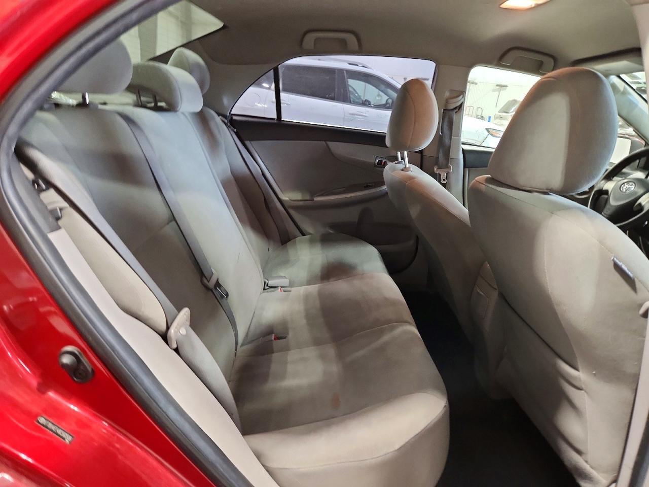 2011 TOYOTA COROLLA