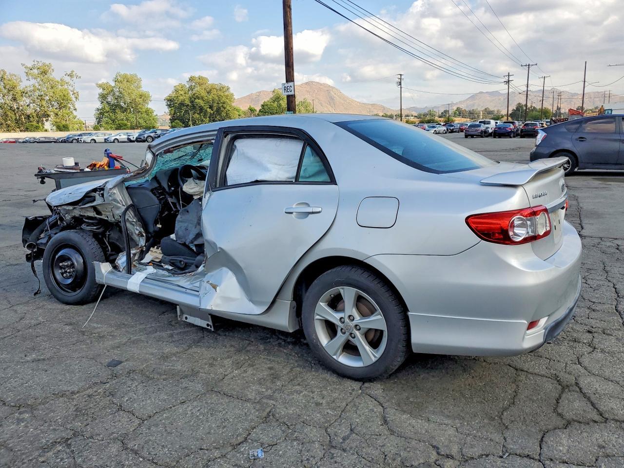 2013 TOYOTA COROLLA