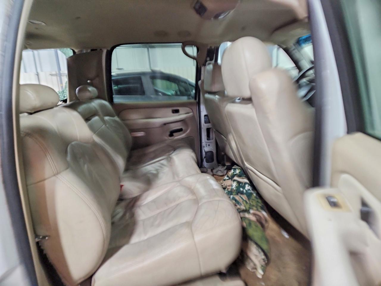 2002 CHEVROLET Suburban