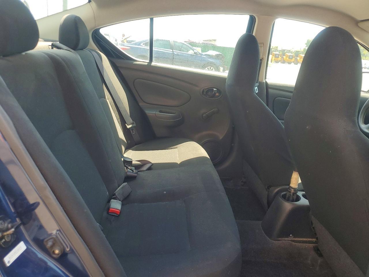 2012 NISSAN VERSA