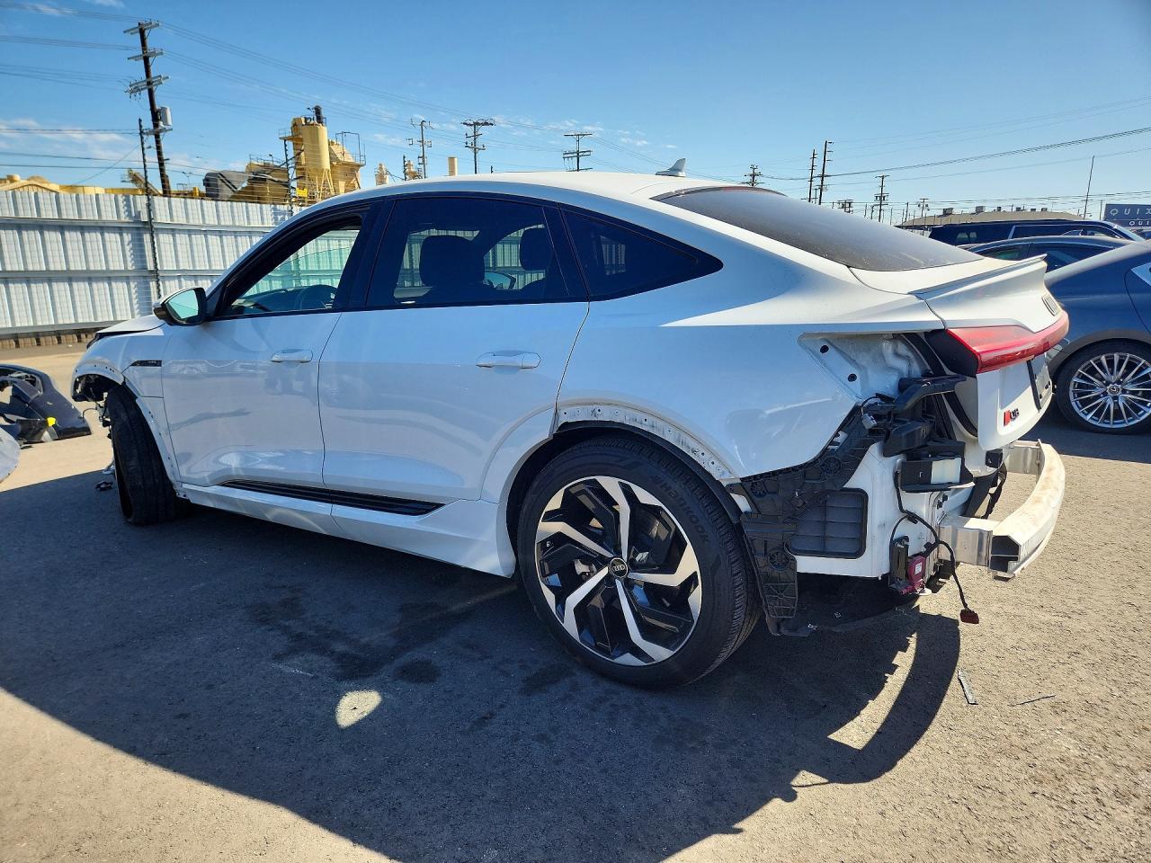 2024 AUDI Q8