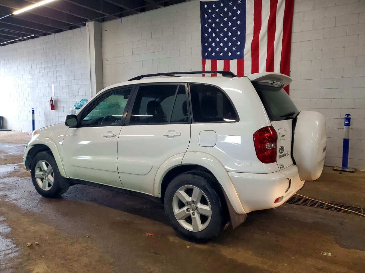 2004 TOYOTA RAV4