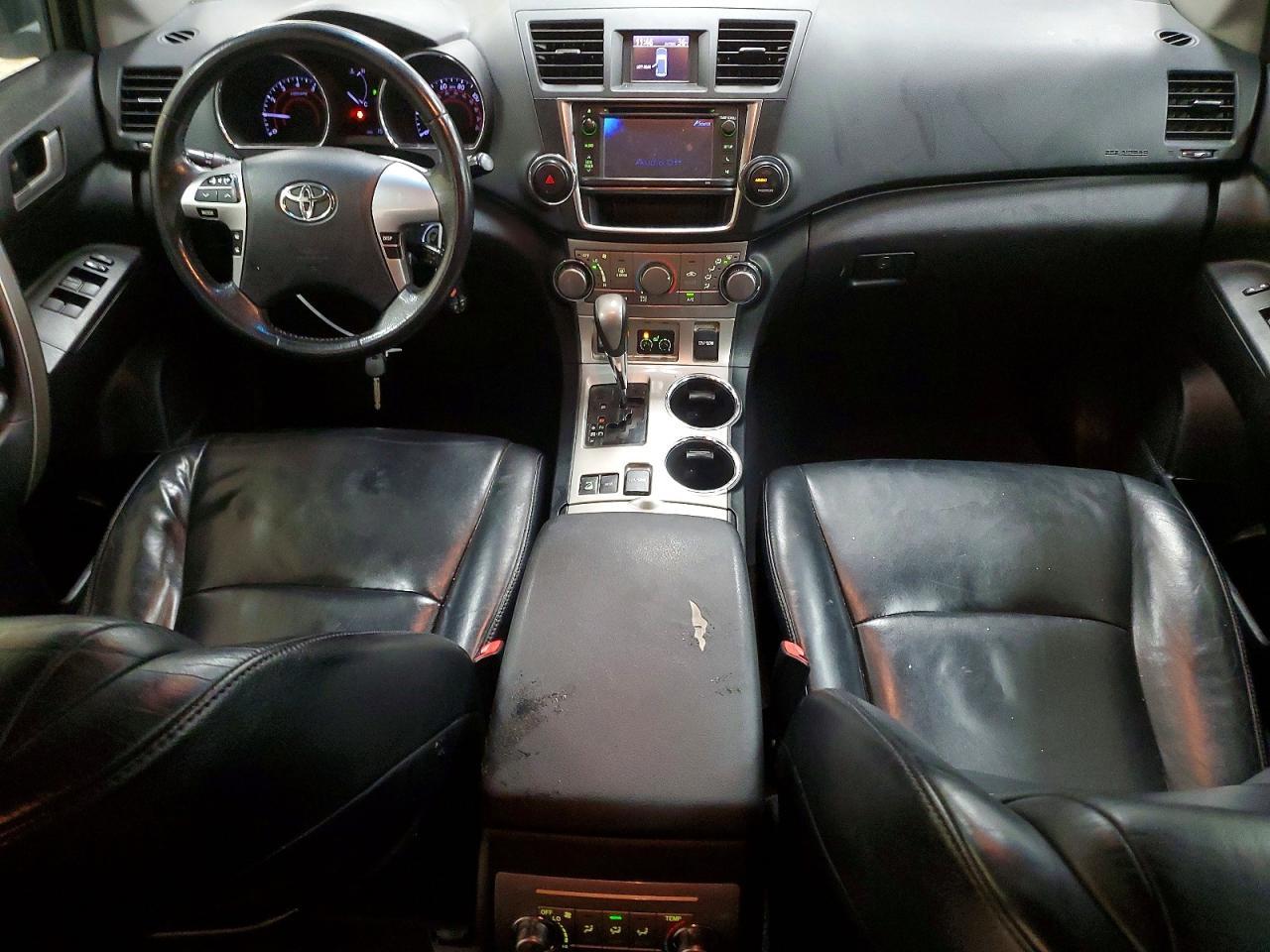 2013 TOYOTA HIGHLANDER