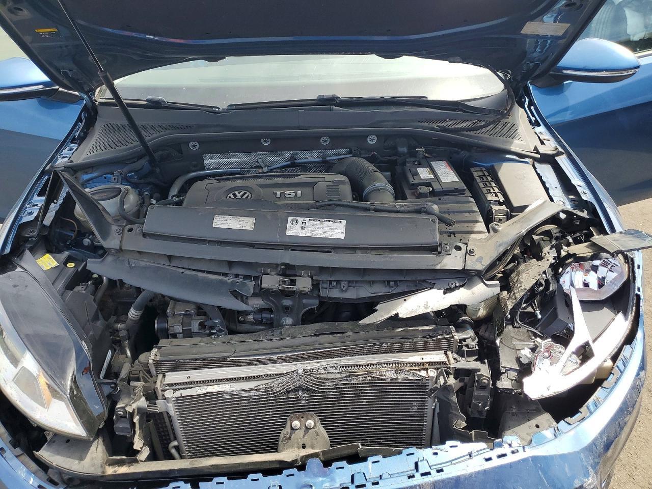 2017 VOLKSWAGEN GOLF