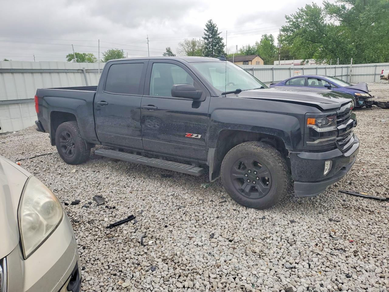 2018 CHEVROLET Silverado