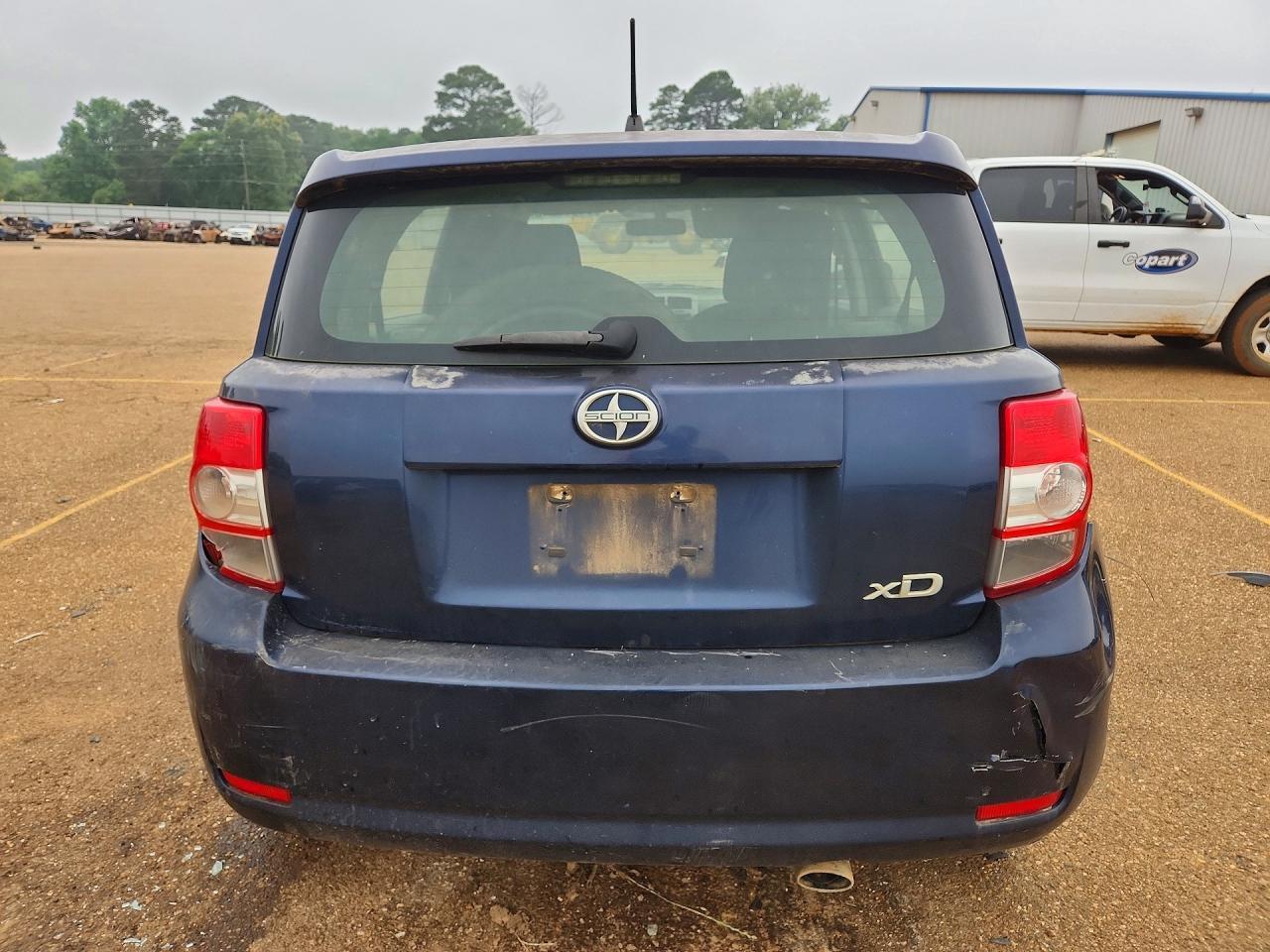 2014 SCION xD