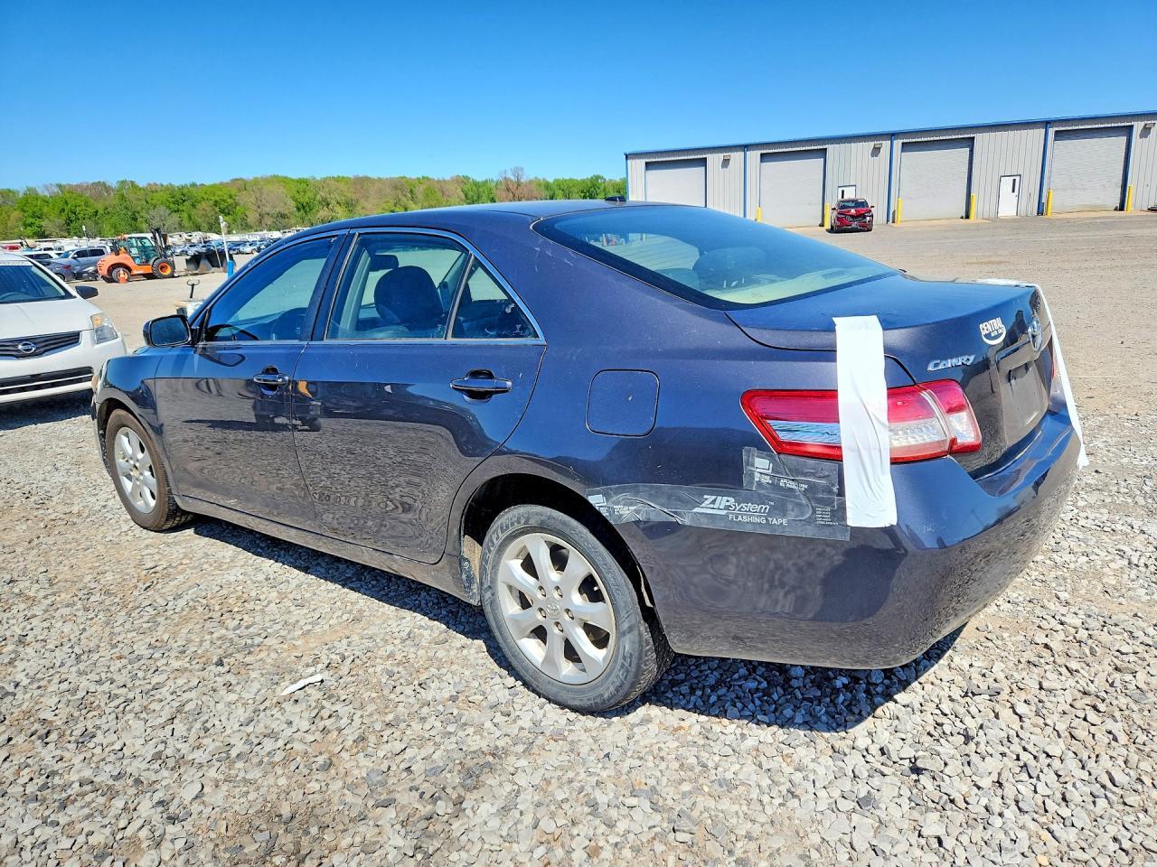 2011 TOYOTA CAMRY