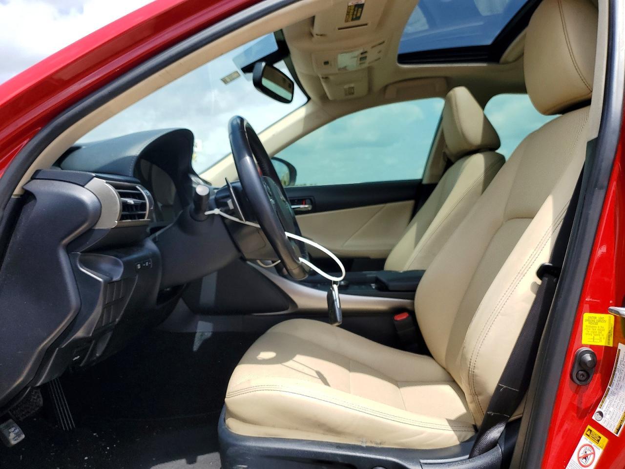 2016 LEXUS IS 200t