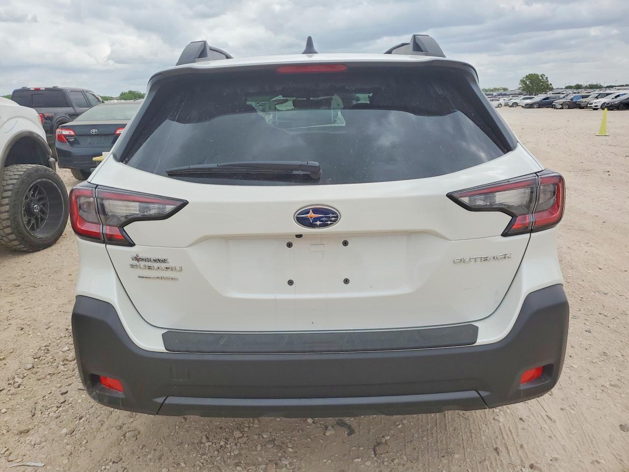 2025 SUBARU Outback