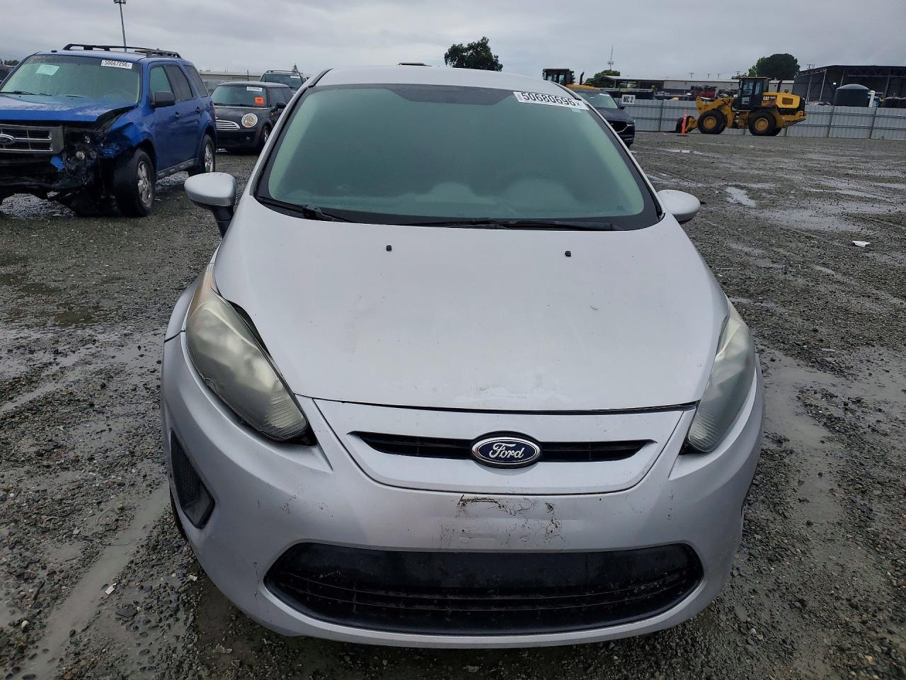 2016 FORD Fiesta