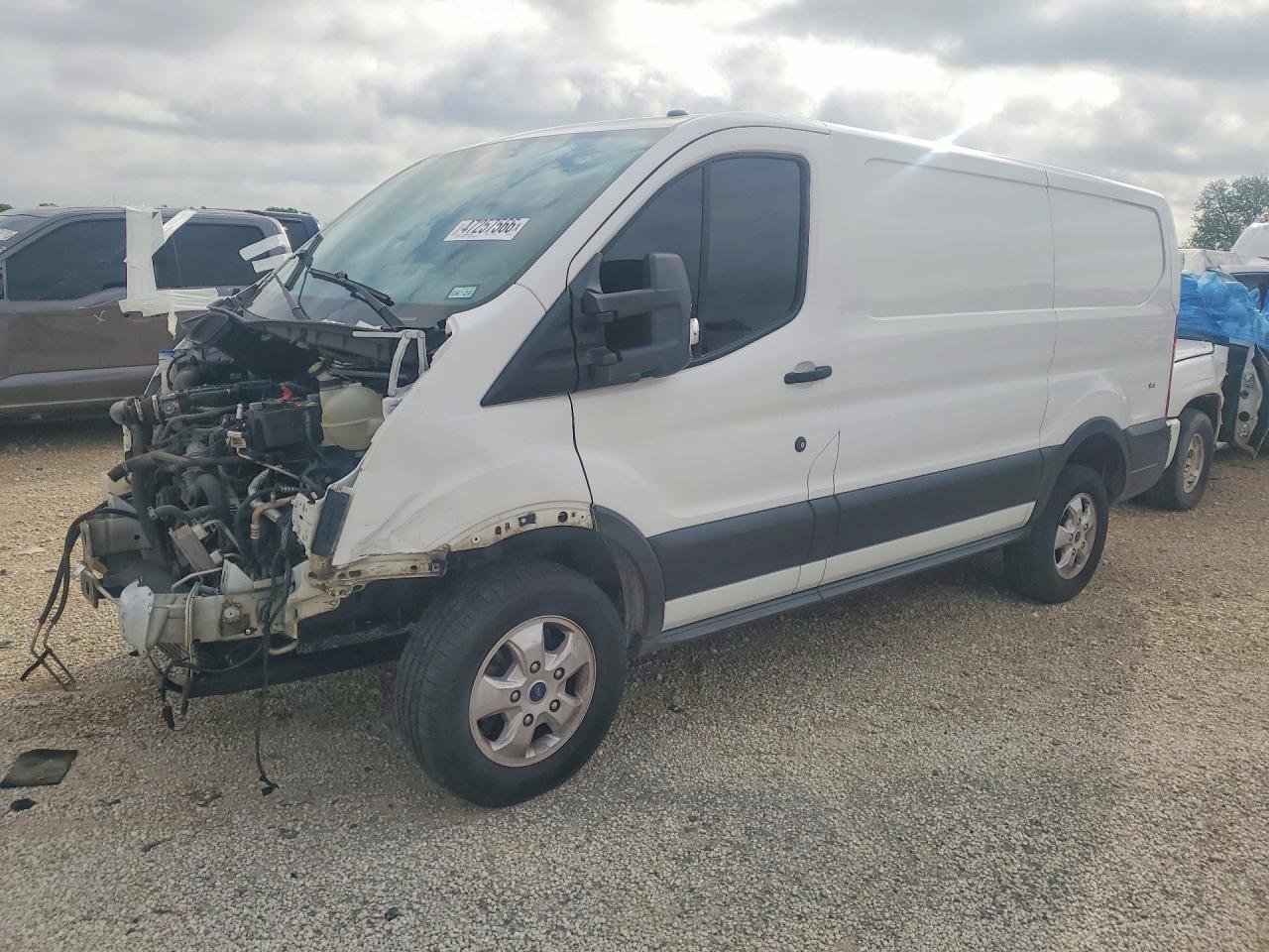 2019 FORD Transit
