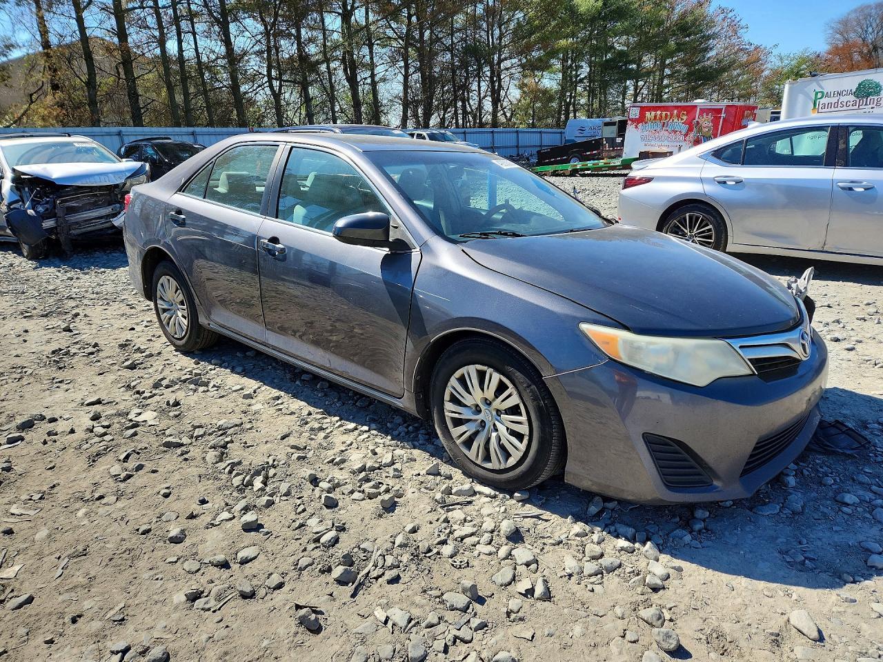 2013 TOYOTA CAMRY