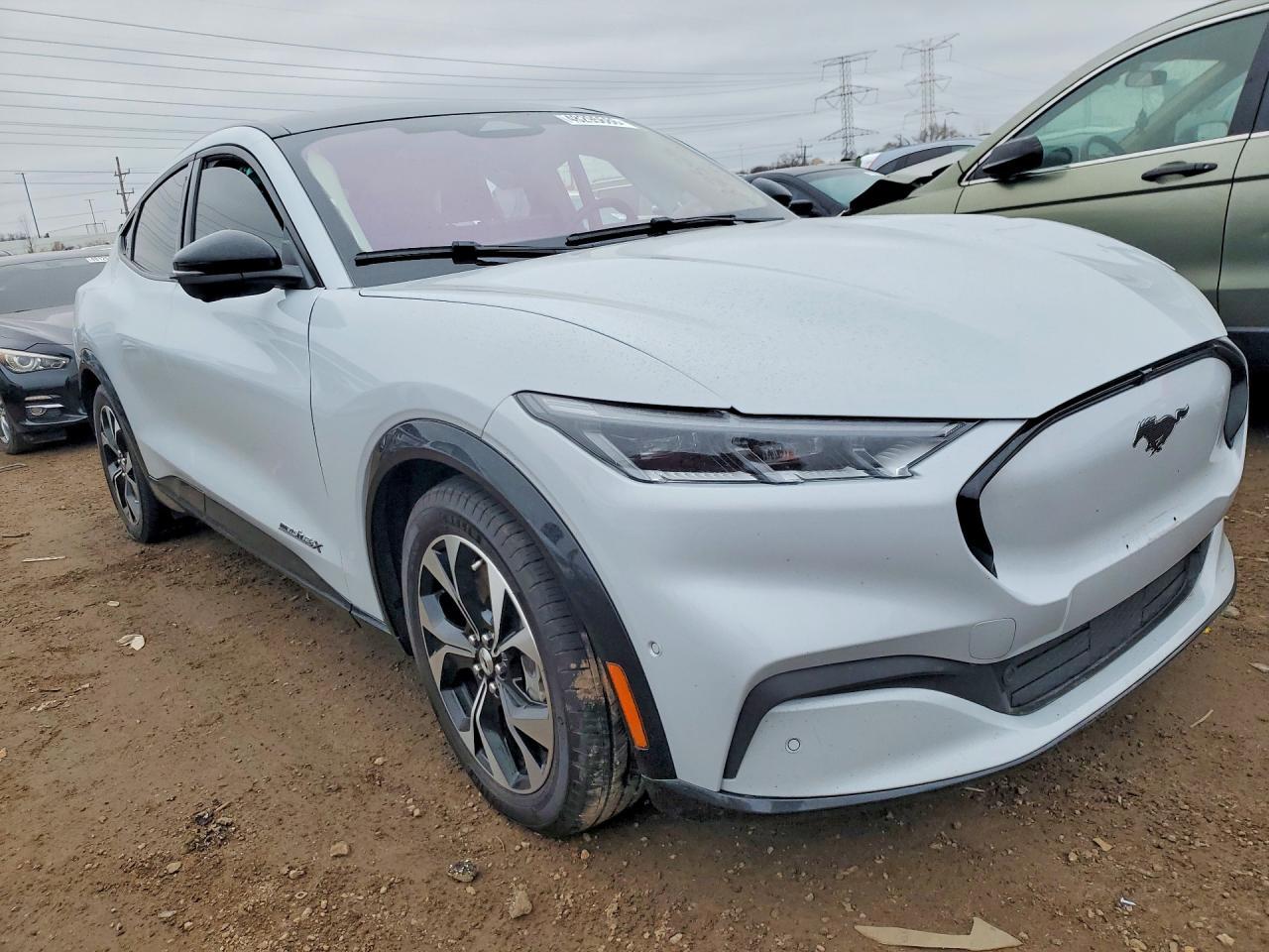 2022 FORD Mustang Mach-E