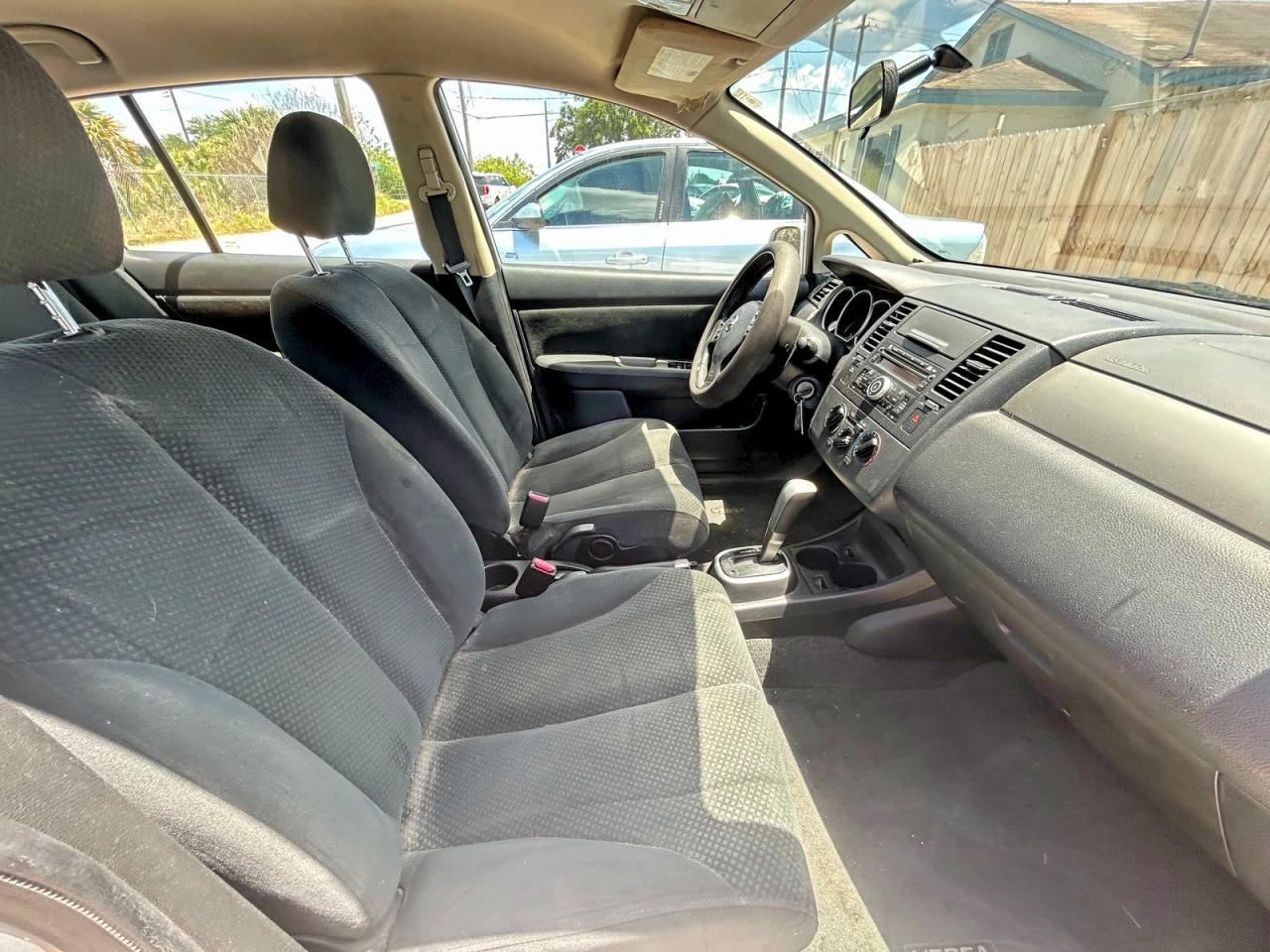 2012 NISSAN VERSA
