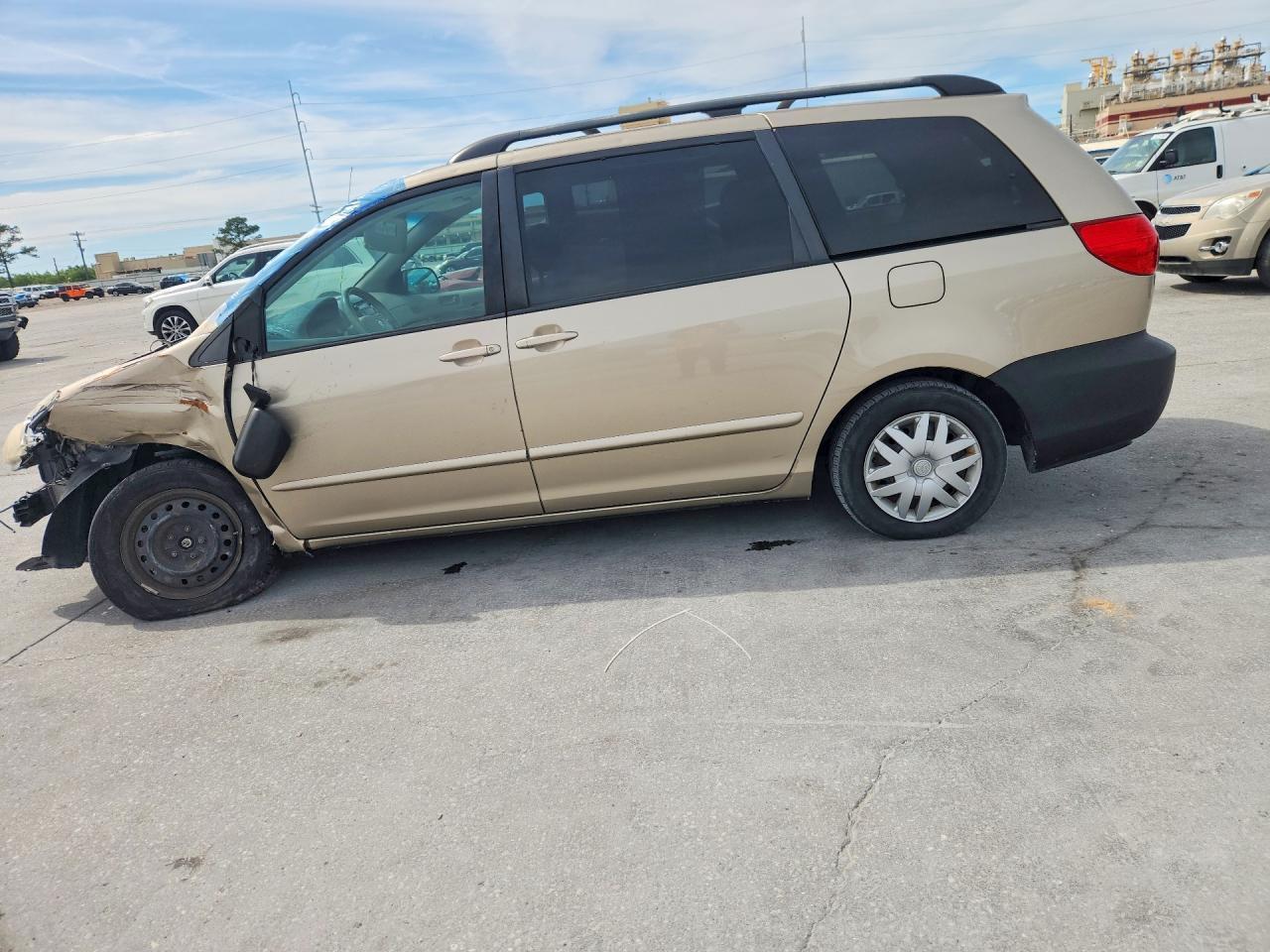 2007 TOYOTA SIENNA