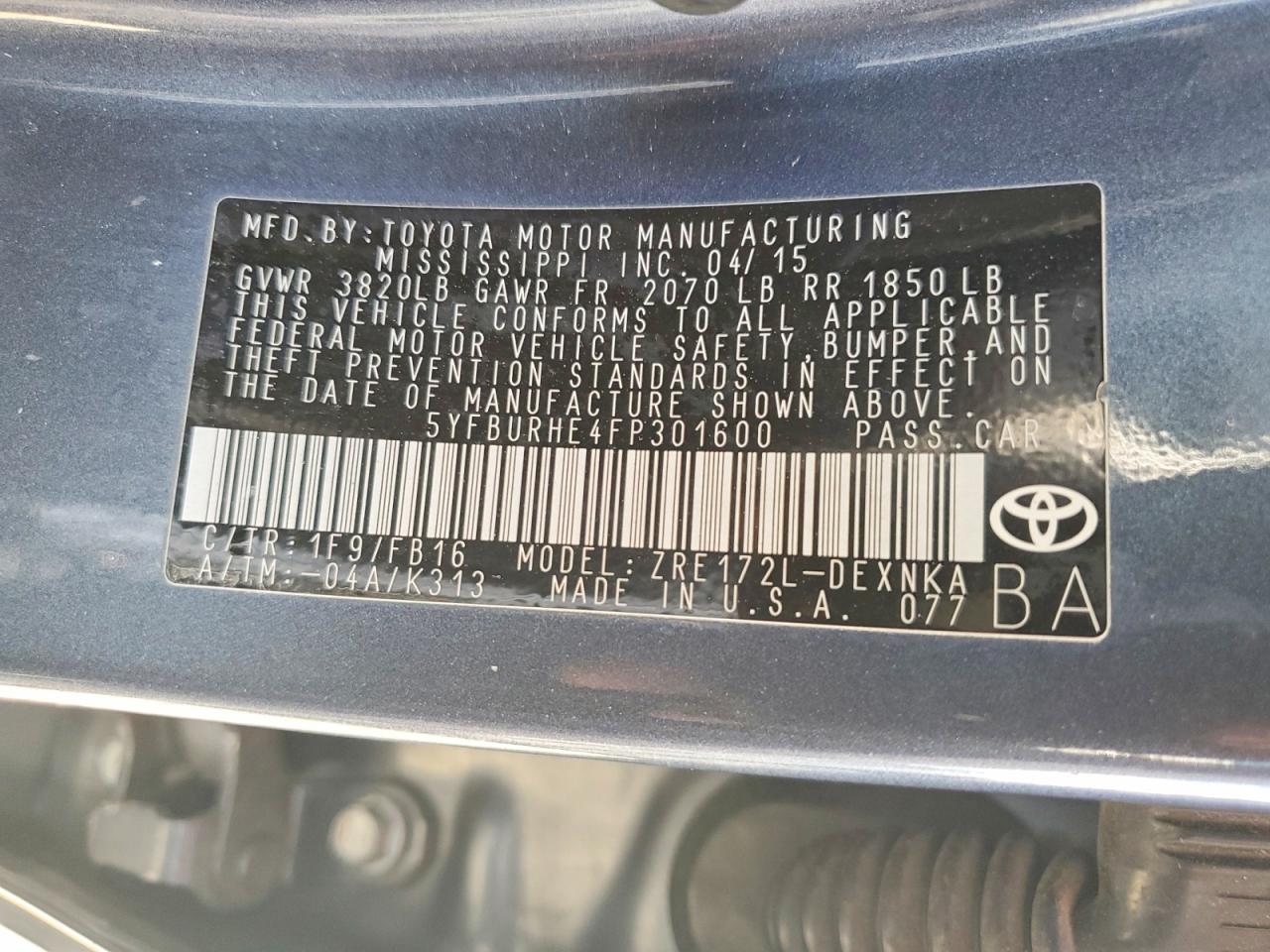 2015 TOYOTA COROLLA