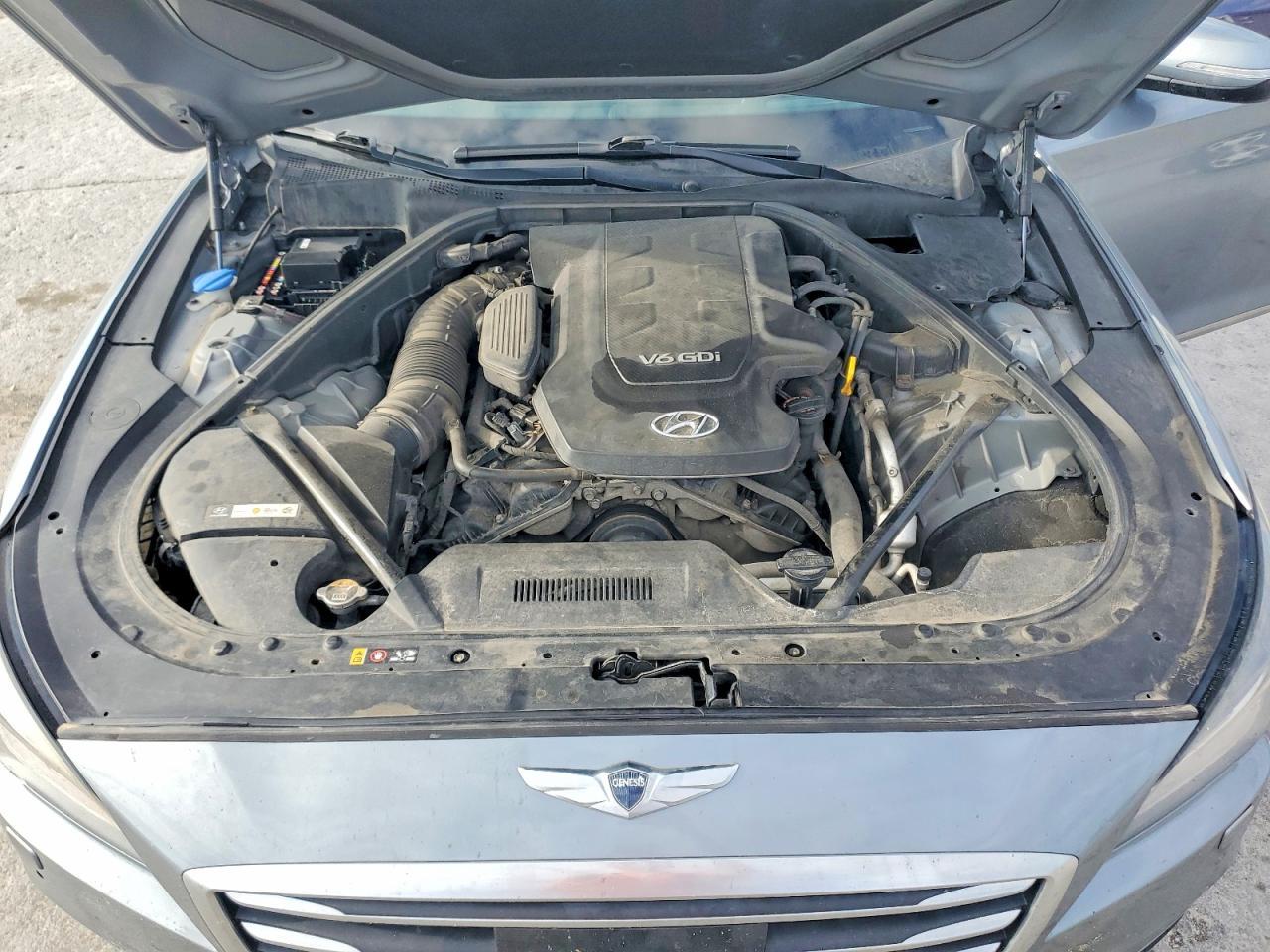 2015 HYUNDAI GENESIS