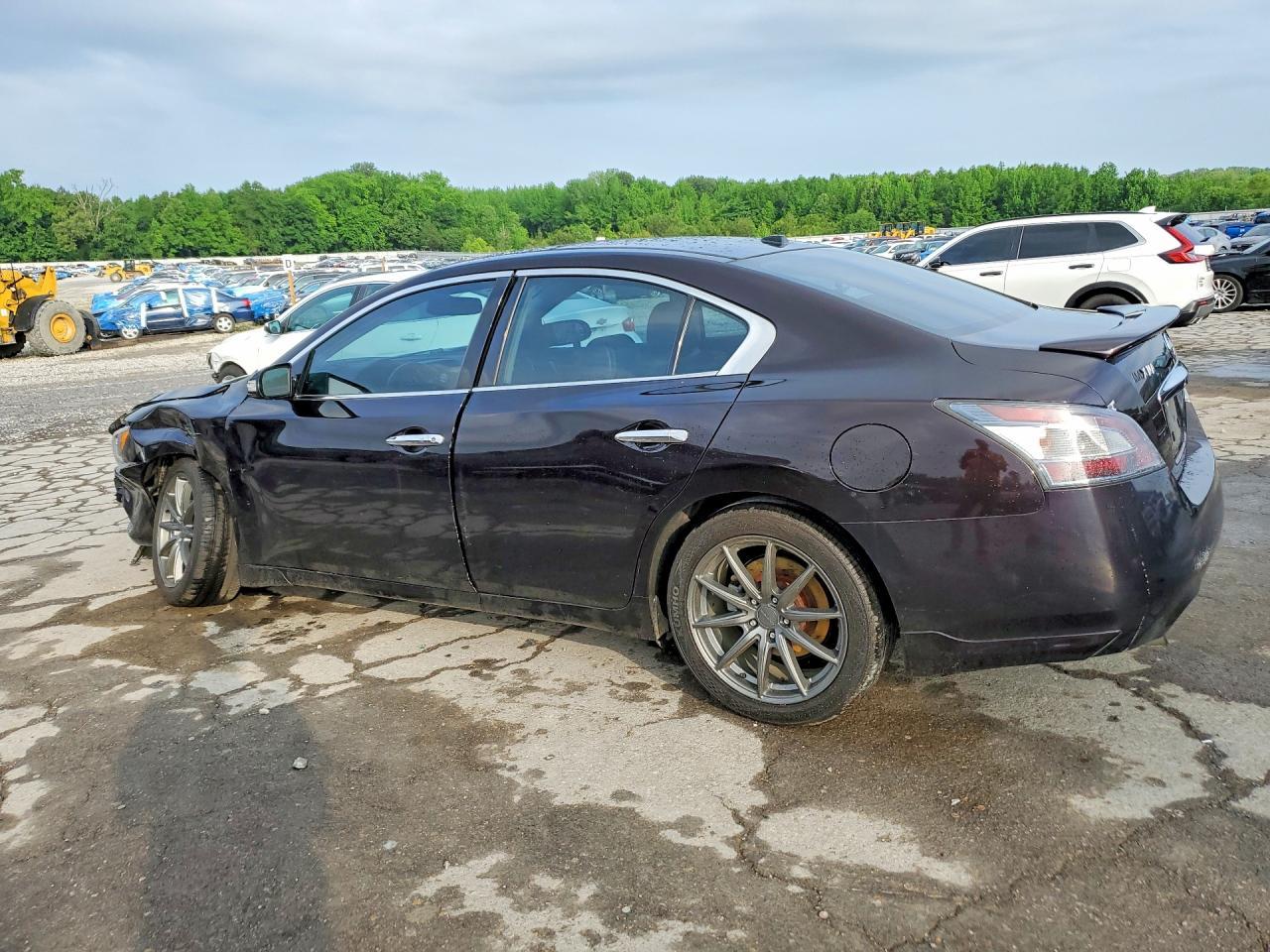 2014 NISSAN Maxima