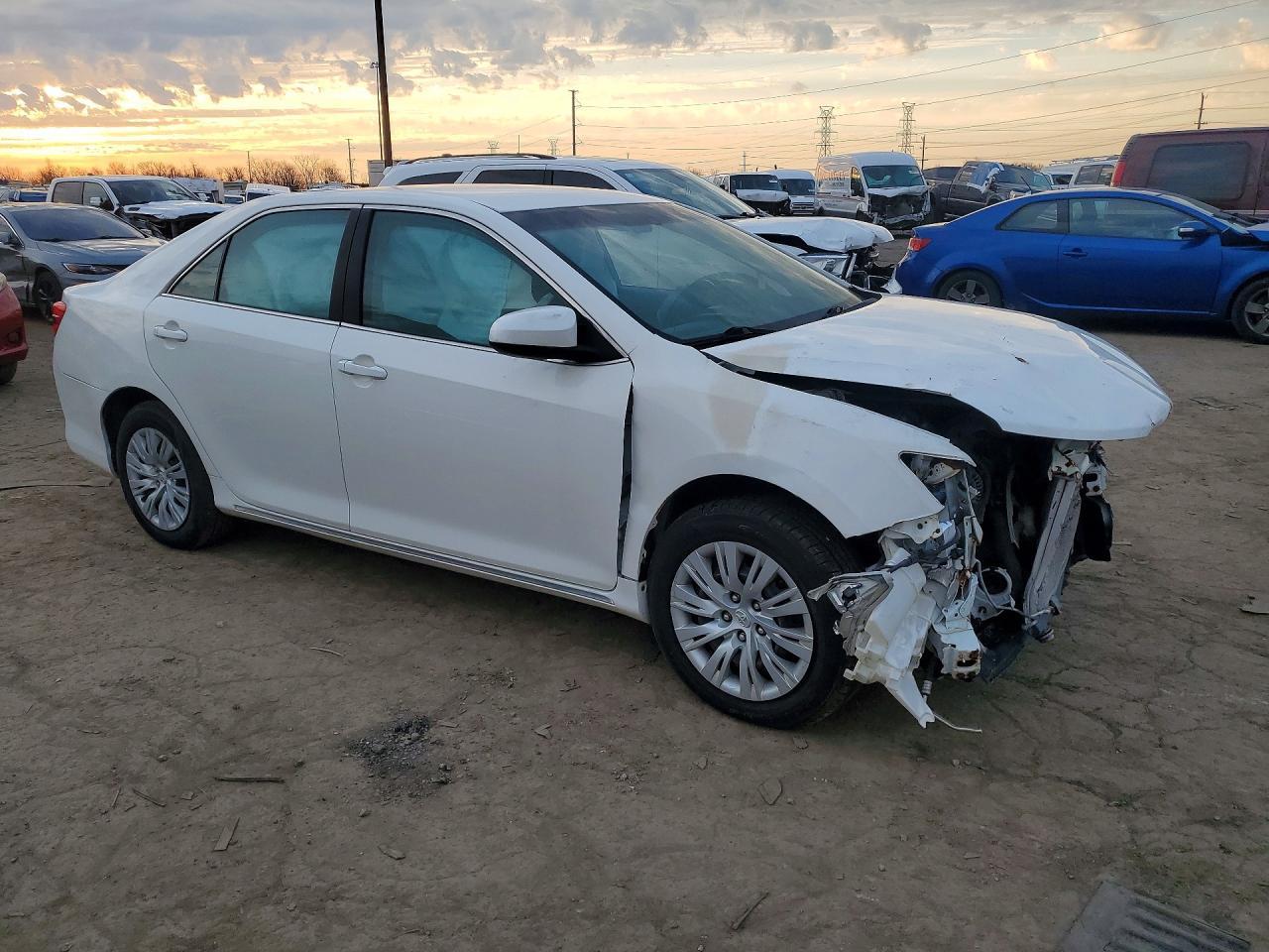 2012 TOYOTA CAMRY