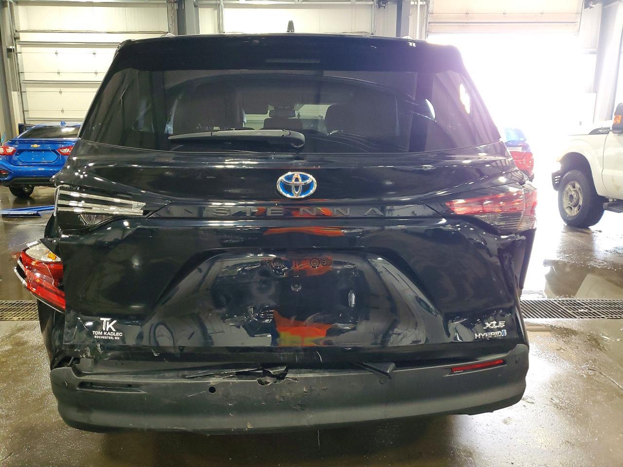 2022 TOYOTA SIENNA