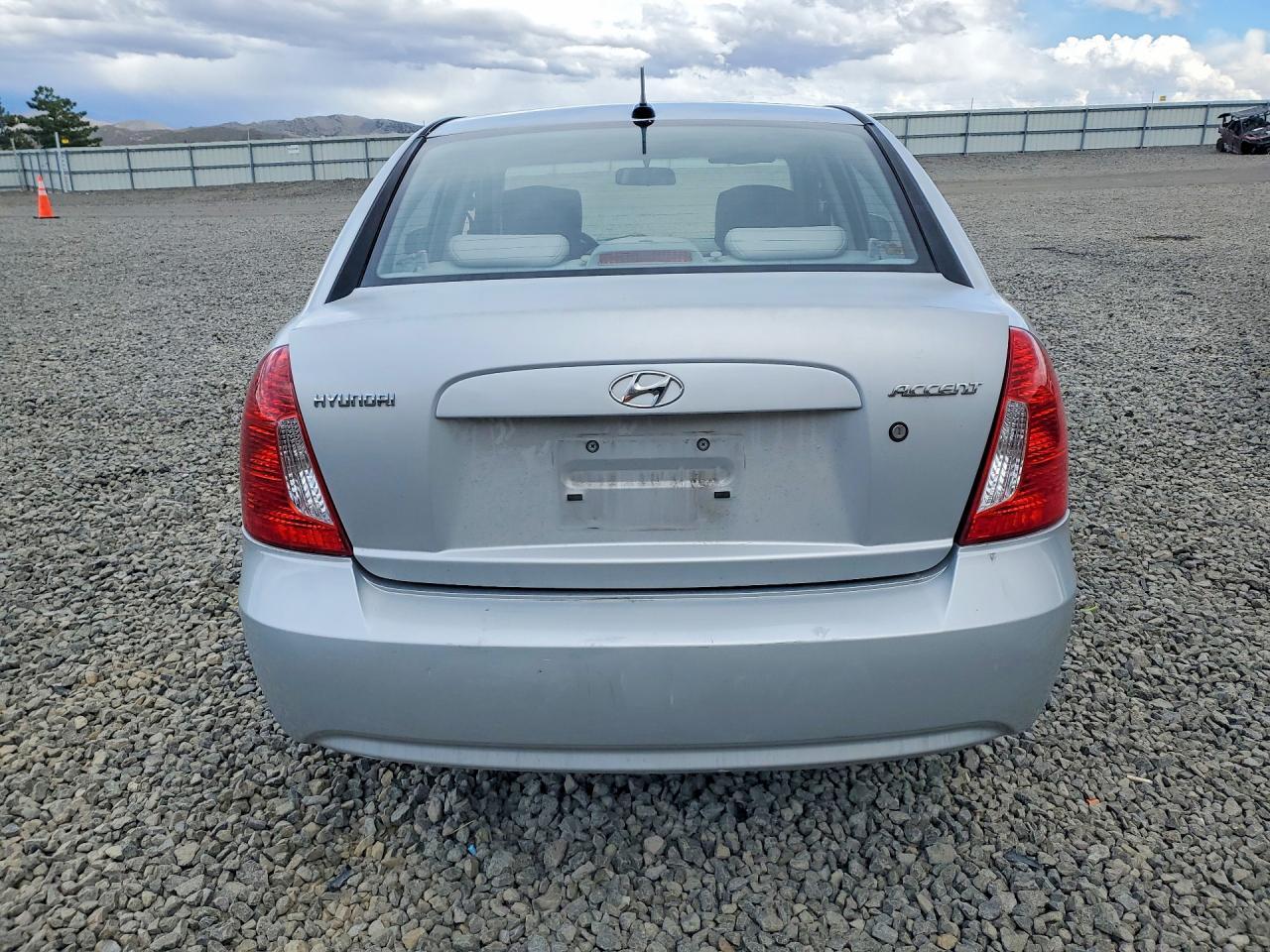 2011 HYUNDAI ACCENT