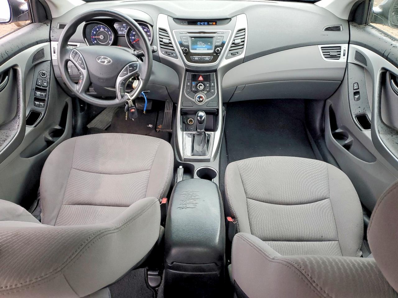 2016 HYUNDAI ELANTRA