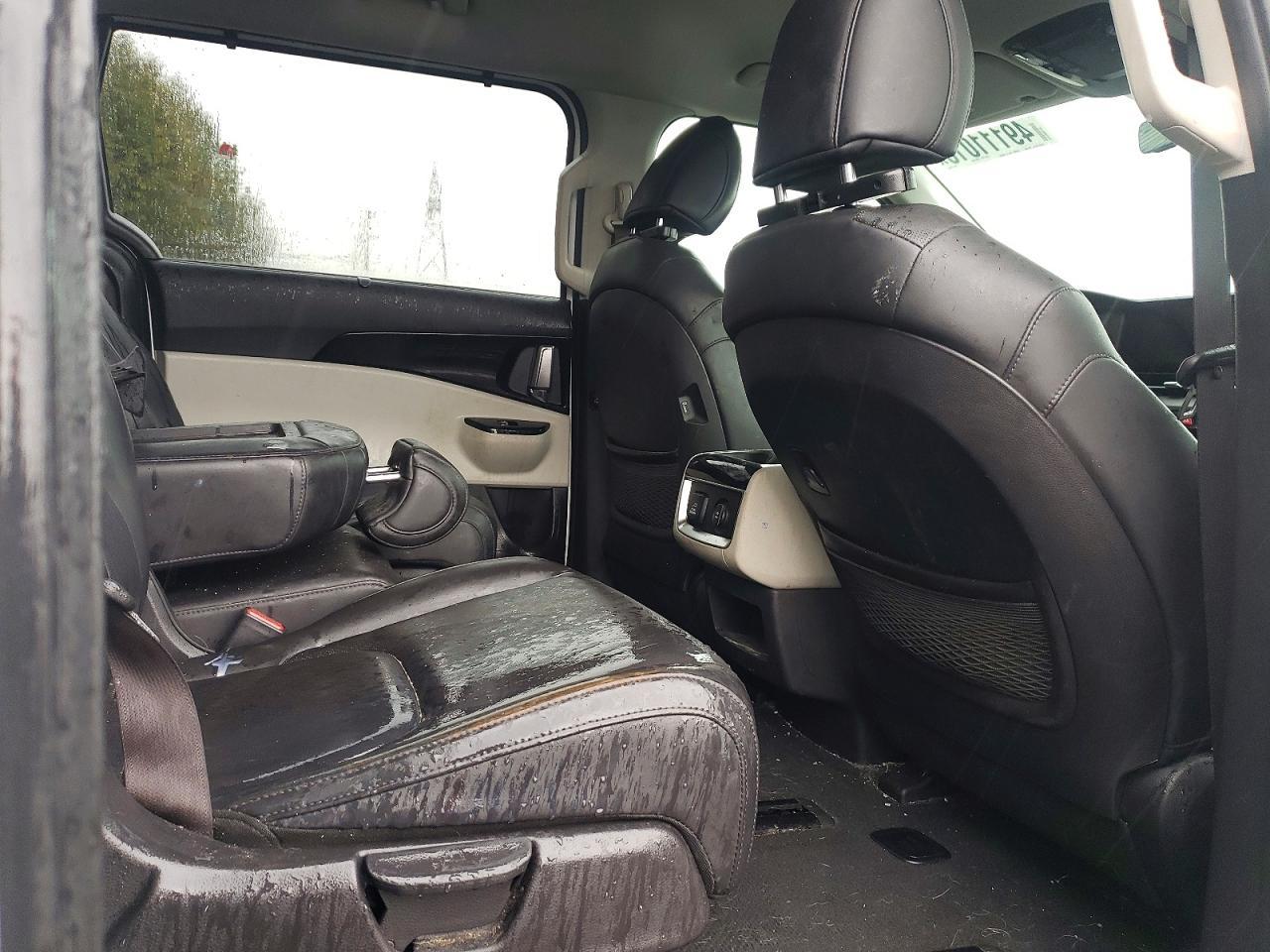 2022 KIA Carnival