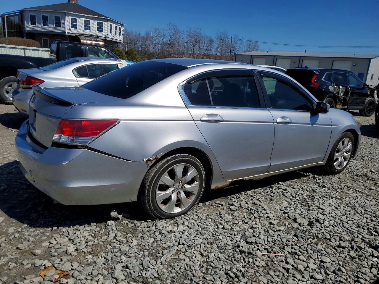 2010 HONDA ACCORD