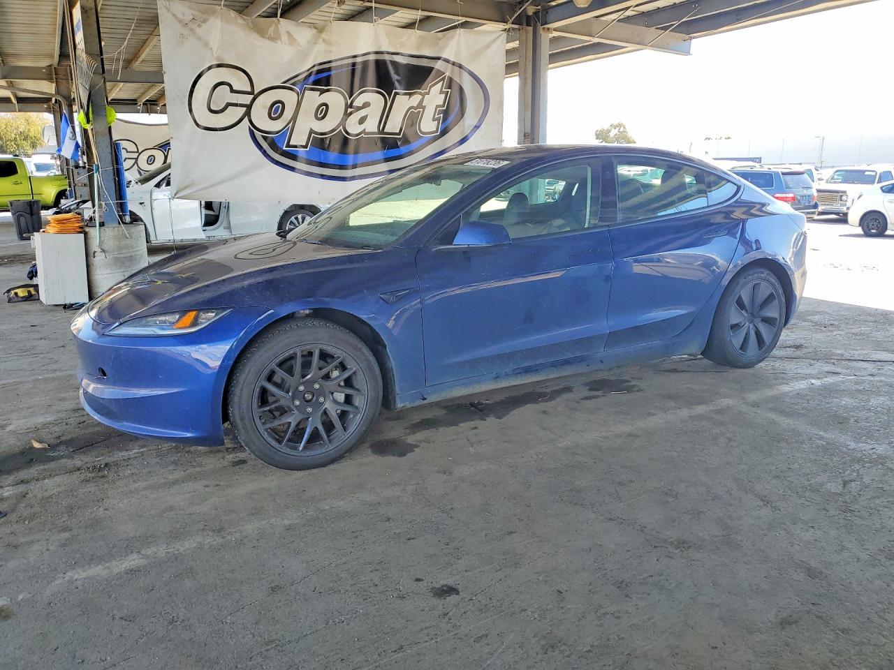 2024 TESLA MODEL 3