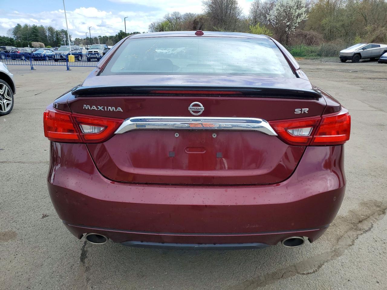 2016 NISSAN Maxima