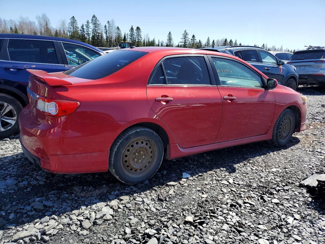 2011 TOYOTA COROLLA
