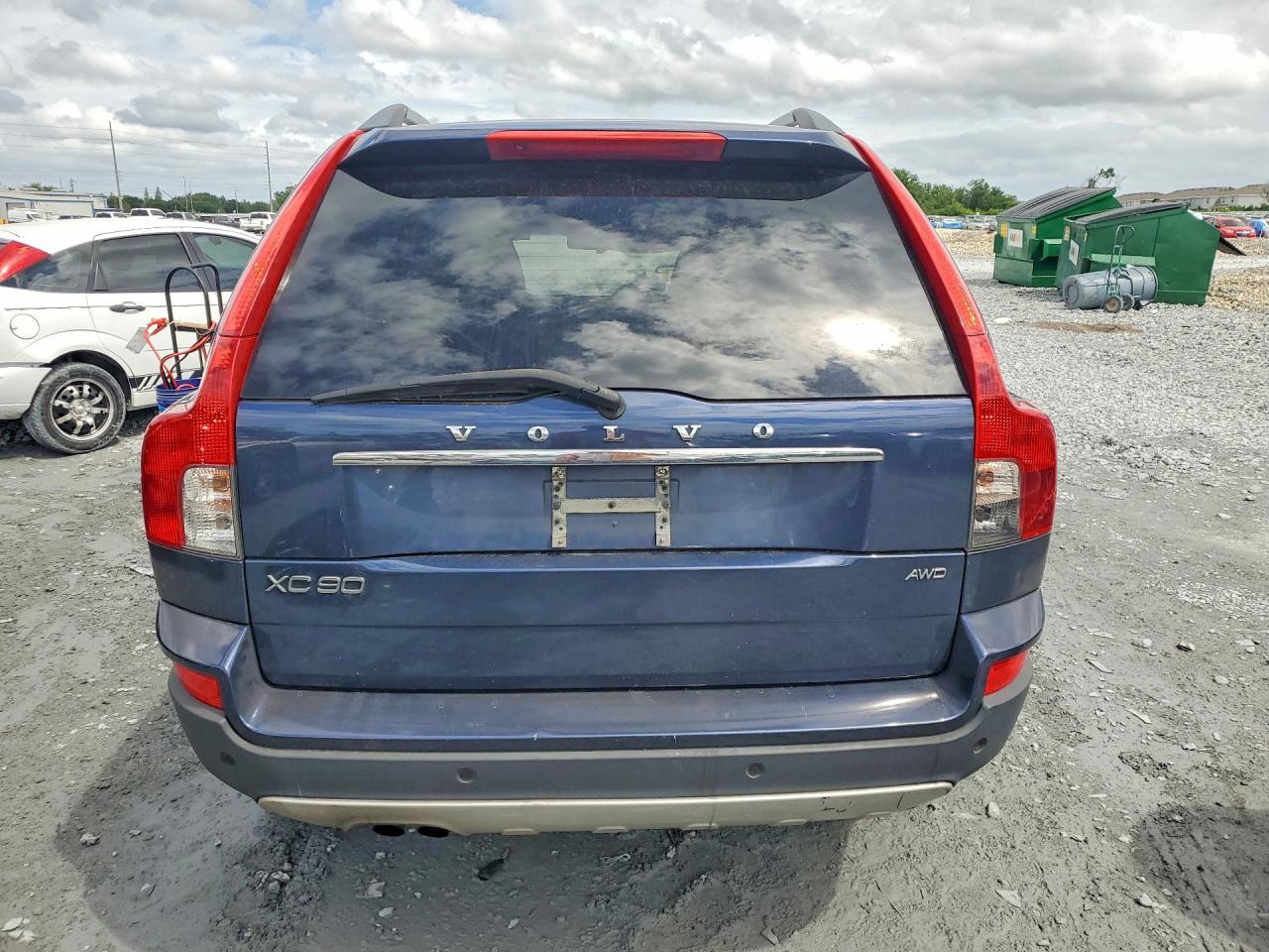 2012 VOLVO XC90