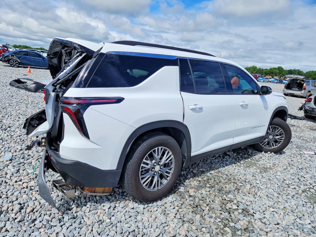 2025 CHEVROLET TRAVERSE