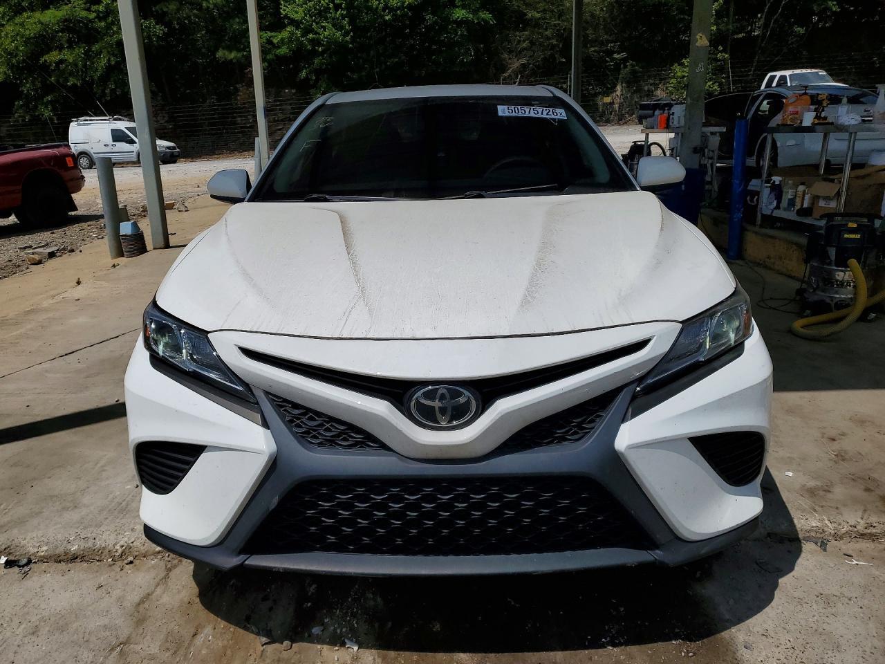 2018 TOYOTA CAMRY