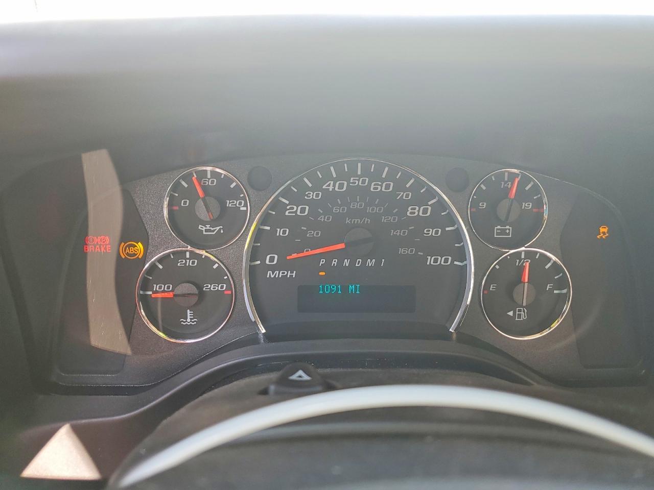2025 CHEVROLET Express 3500