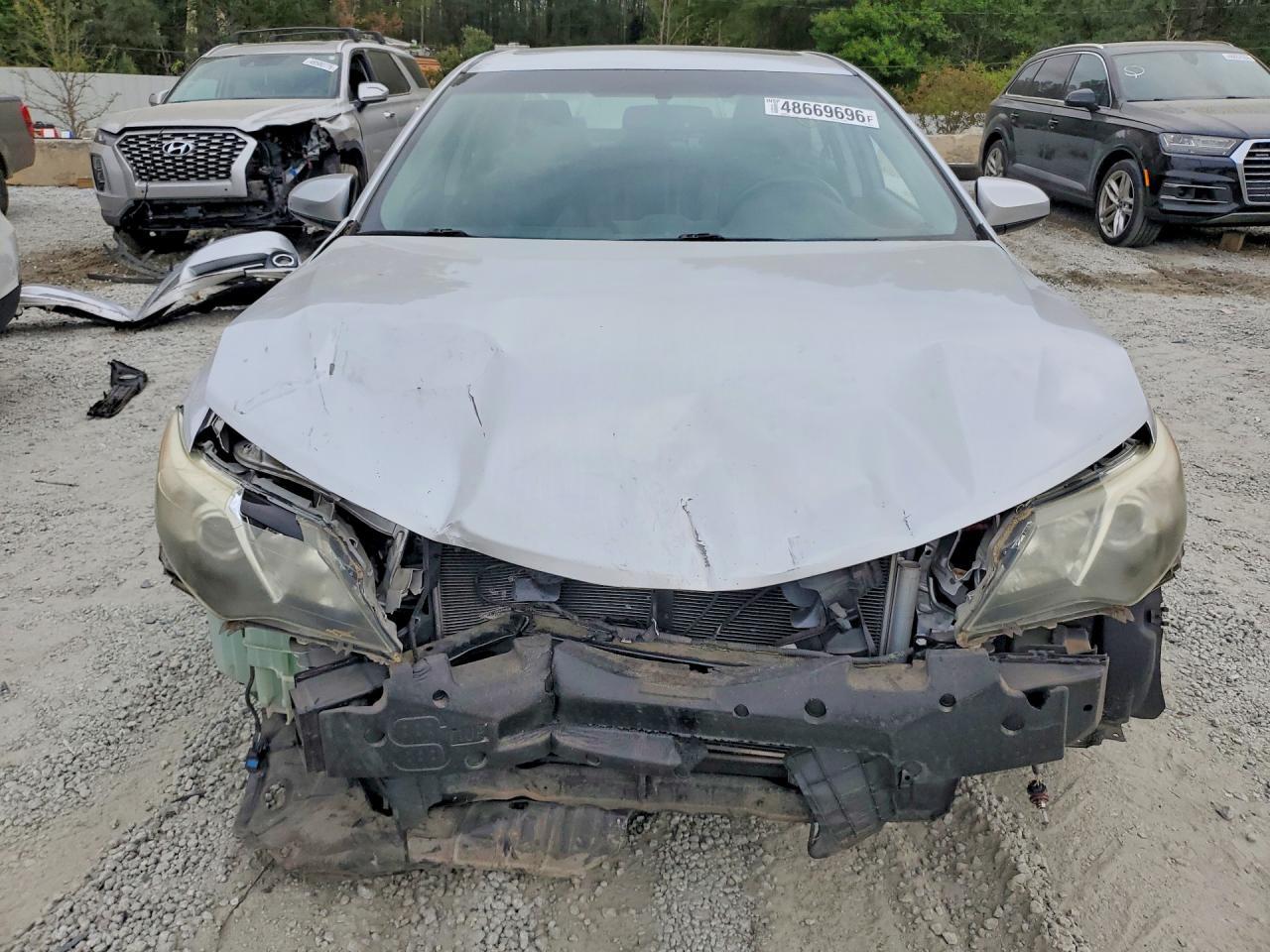 2014 TOYOTA CAMRY