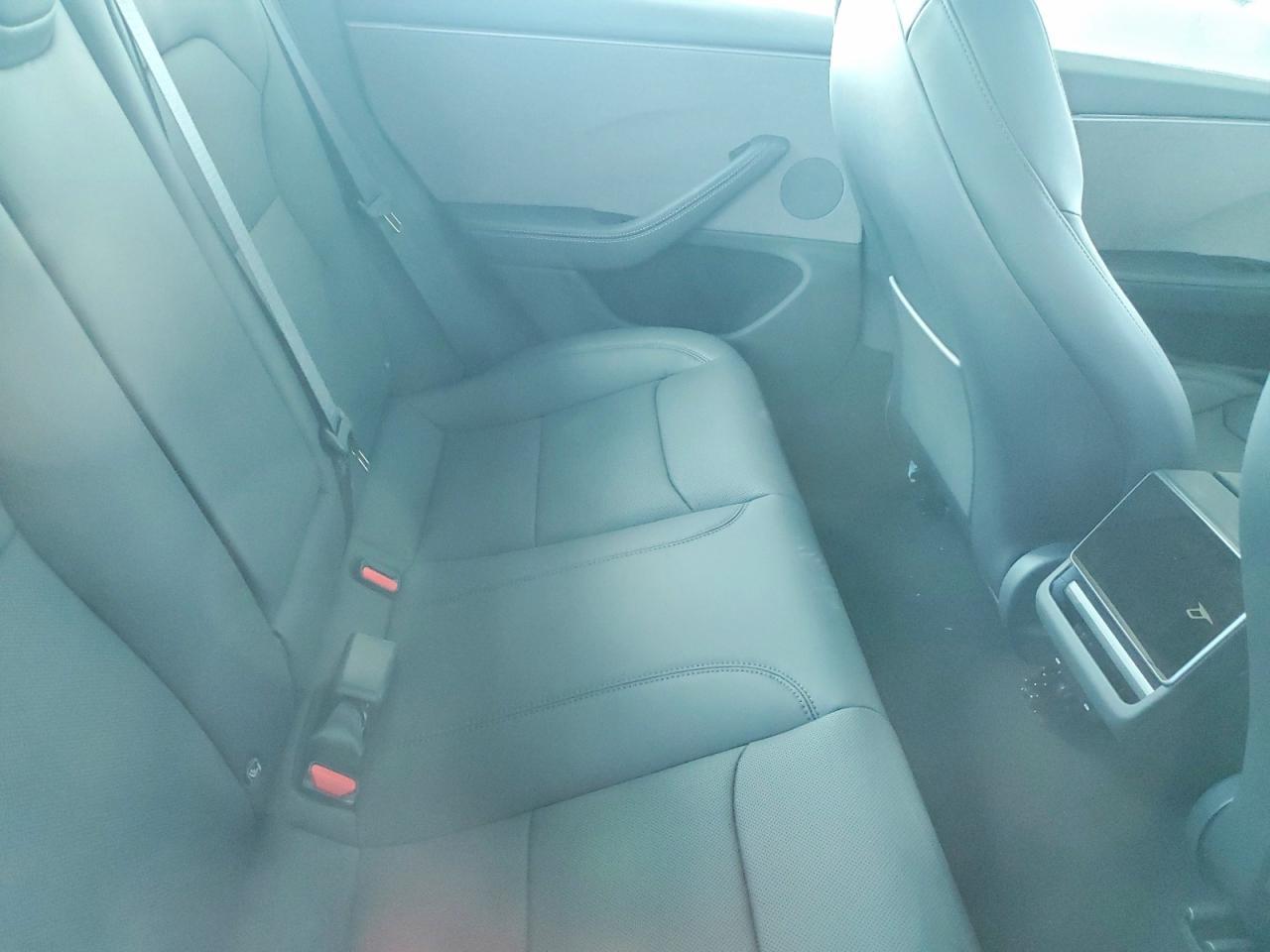 2026 TESLA MODEL 3