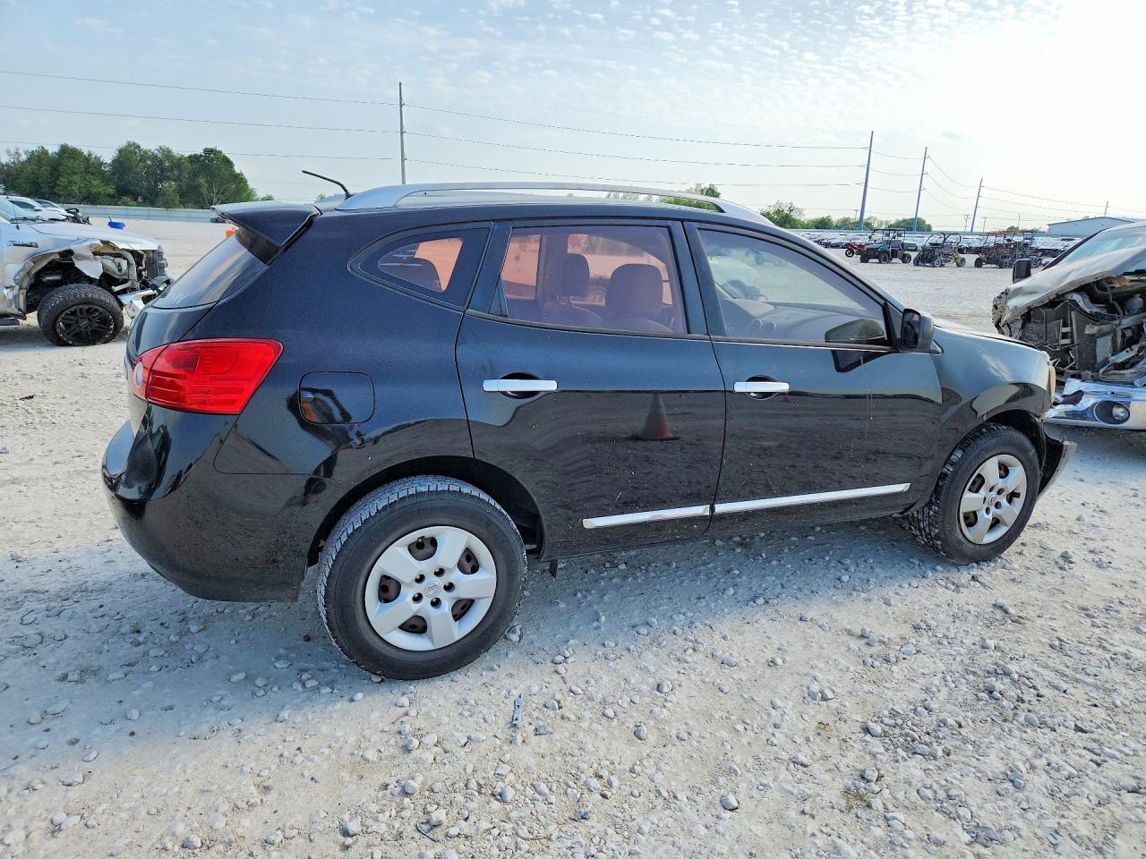 2014 NISSAN ROGUE