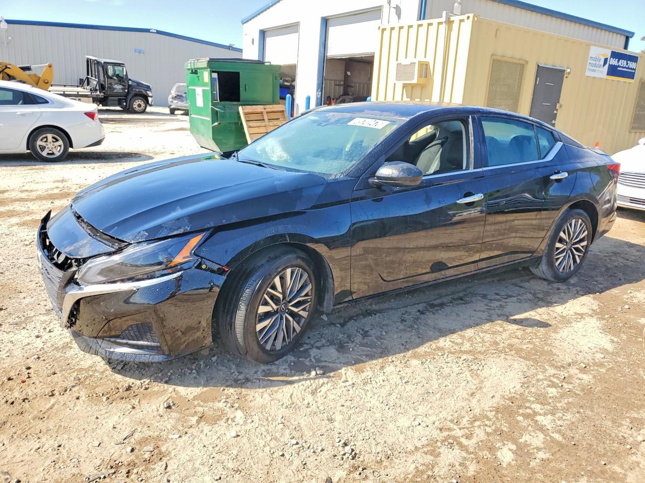2025 NISSAN ALTIMA